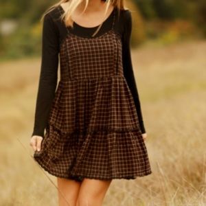 SOLD Urban Outfitters Hanna Scalloped Mini Dress M